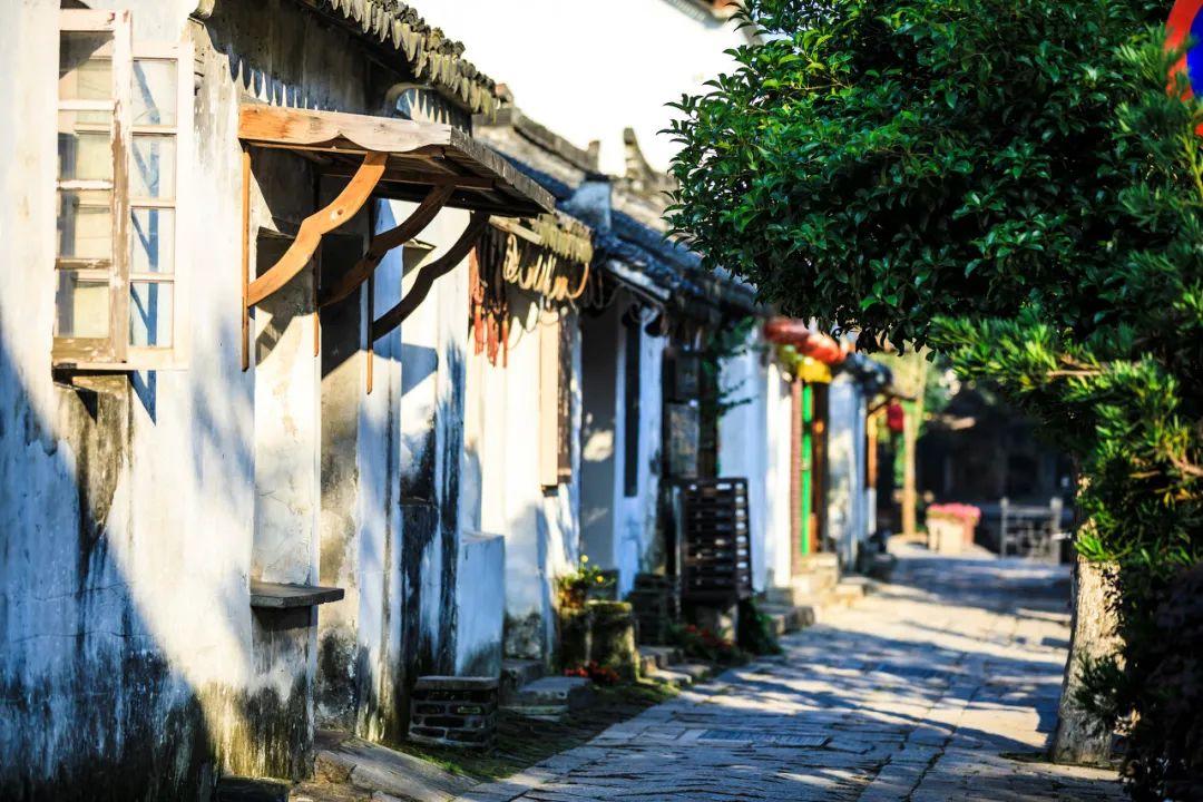 北宋婢女替主人暖床却总尿床，将婢女踢掉后，婢女摇身变成了……